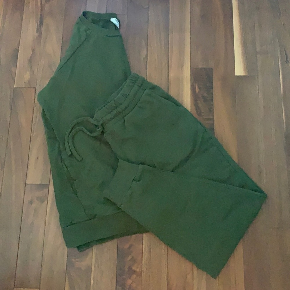 Zenana medium jogger and crew neck lounge set